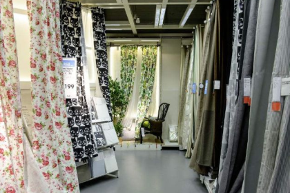 简单欧式窗帘店装修有哪些方法