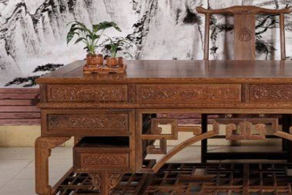 中式古典书桌的优点是什么