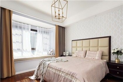 美式风格卧室装修图,简洁实用才最美