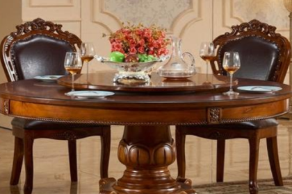 歐式實木圓餐桌有哪些風格，如何保養